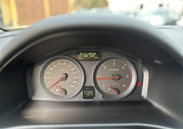 Volvo C30 cena 17900 przebieg: 270000, rok produkcji 2010 z Ogrodzieniec małe 326